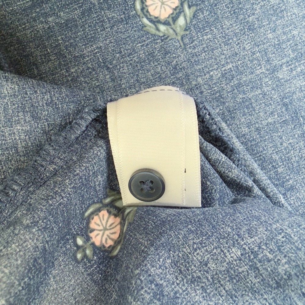 Torrid Belle Isle Top Womens Size 5X Plus Blue Floral Peter Pan Collar Button Up - Picture 10 of 10